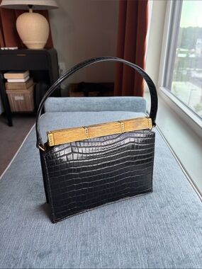 Vintage 60s Meyer’s USA Croc Embossed Patent Leather Purse Handbag Tote Handle